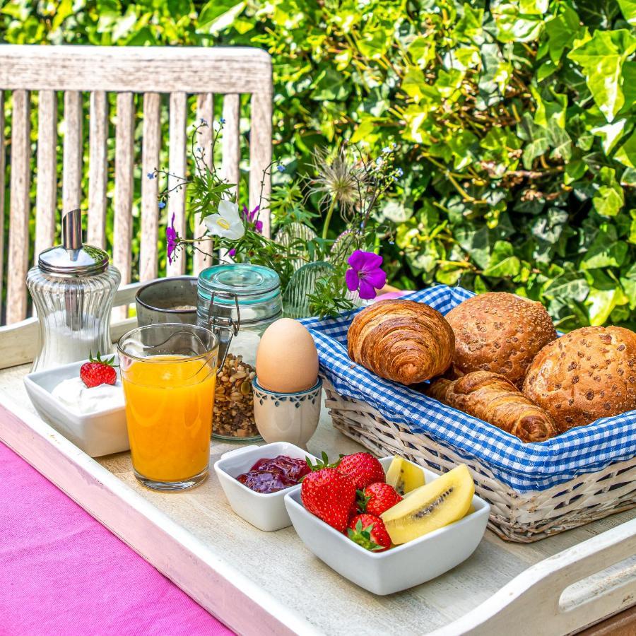B&B Carpe Diem Hulst Bagian luar foto